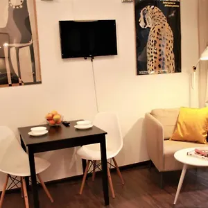 https://home-office-kopernika-81-market-square-old-town.krakowhotelspoland.com