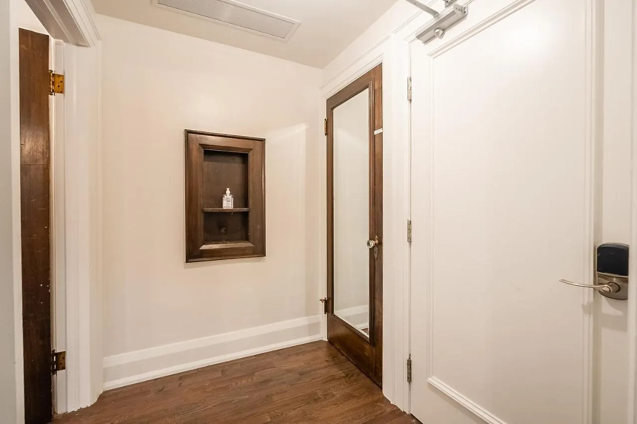 Holiday home Beautiful And Spacious Luxury Home Toronto