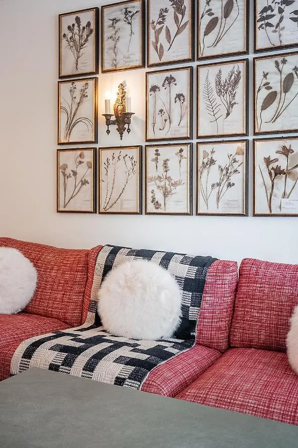 Beautiful And Spacious Luxury Home Toronto Holiday home