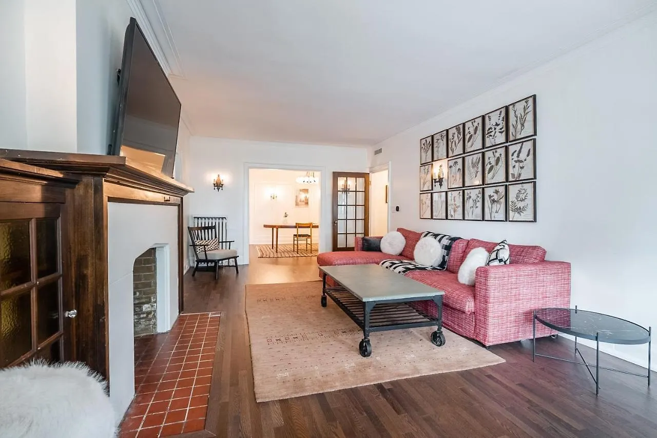Holiday home Beautiful And Spacious Luxury Home Toronto